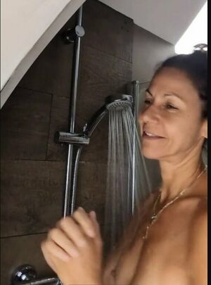 Sex Videos of Julia Bradbury – Free Download Leaked Videos, Onlyfans Porn, Sextape, Nude Leaks