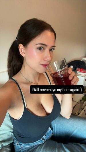 Sex Videos of Mollyswes – Free Download Leaked Videos, Onlyfans Porn, Sextape, Nude Leaks